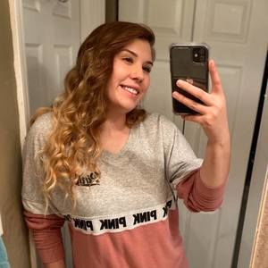 Meet your Posher, Caitlyn rose